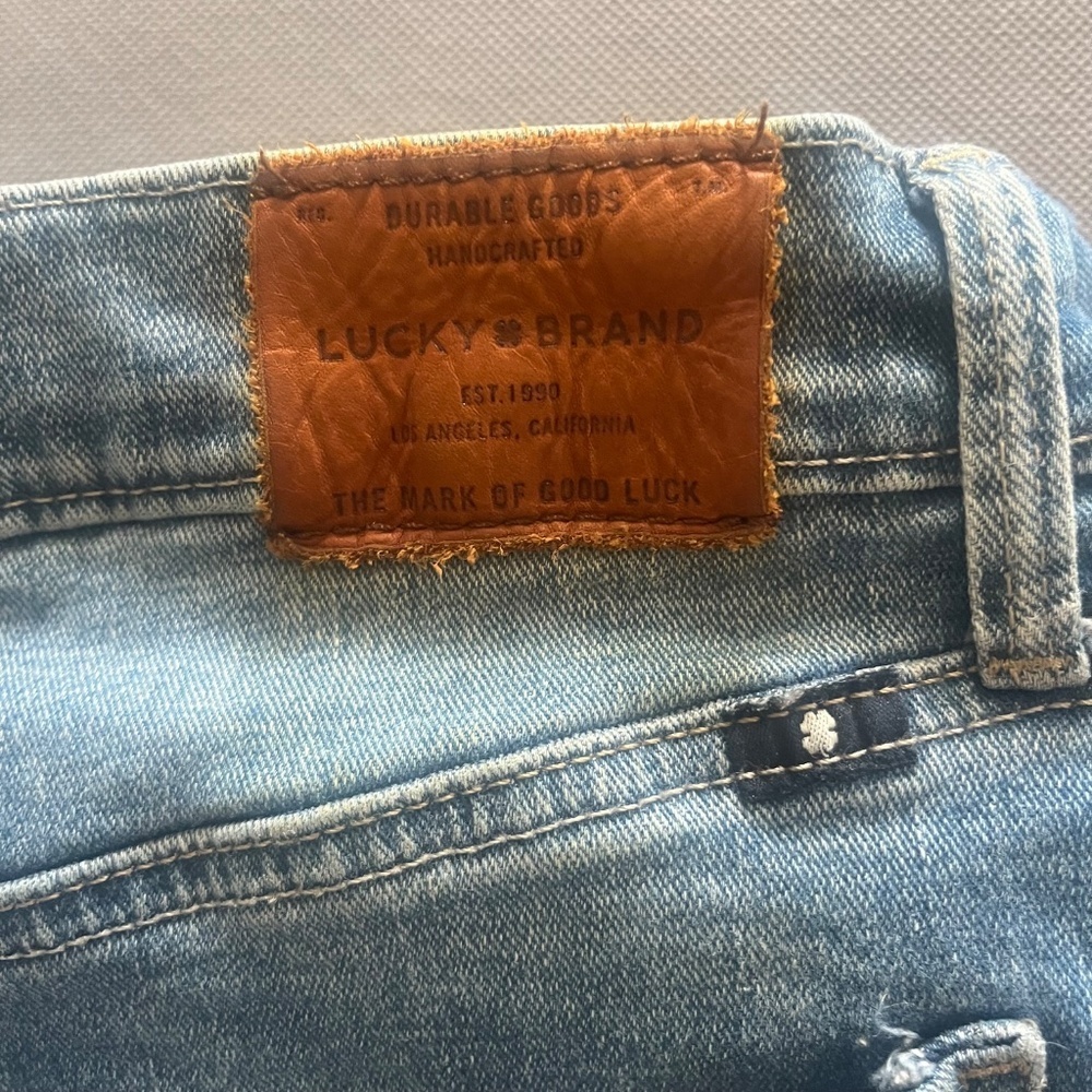Lucky Brand Denim Light Wash Blue Jeans Brooke Crop Size 8/29 Woman’s Pants - Picture 3 of 9